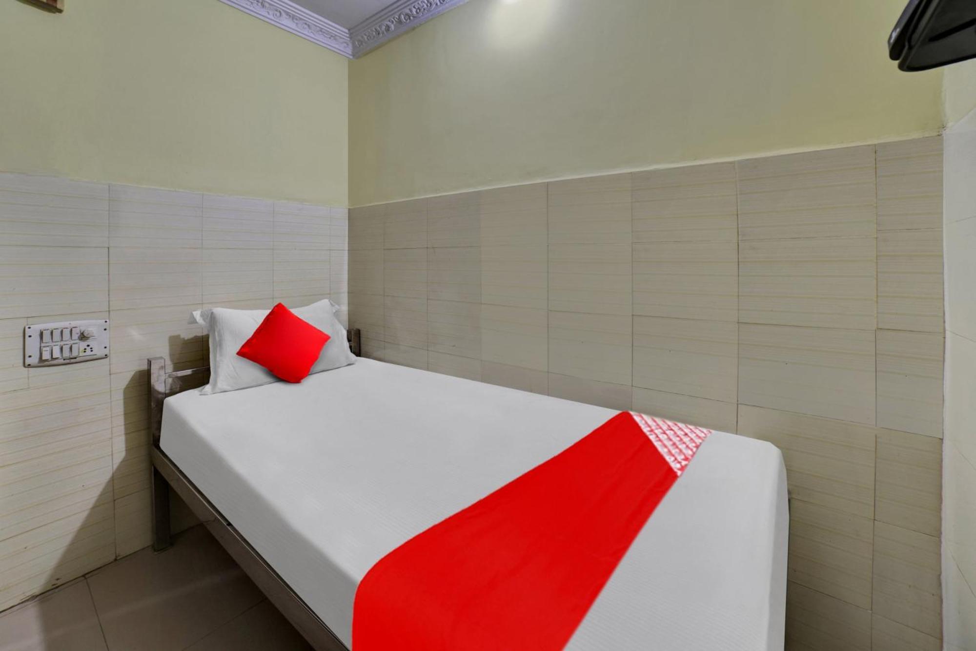 Hotel O Anu Residency Віджаявада Екстер'єр фото
